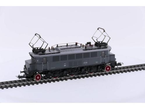 Schaal H0 Trix 2439 Elektrische locomotief E 05 DRG #2604, Hobby en Vrije tijd, Modeltreinen | H0, Gelijkstroom, Locomotief, Gebruikt