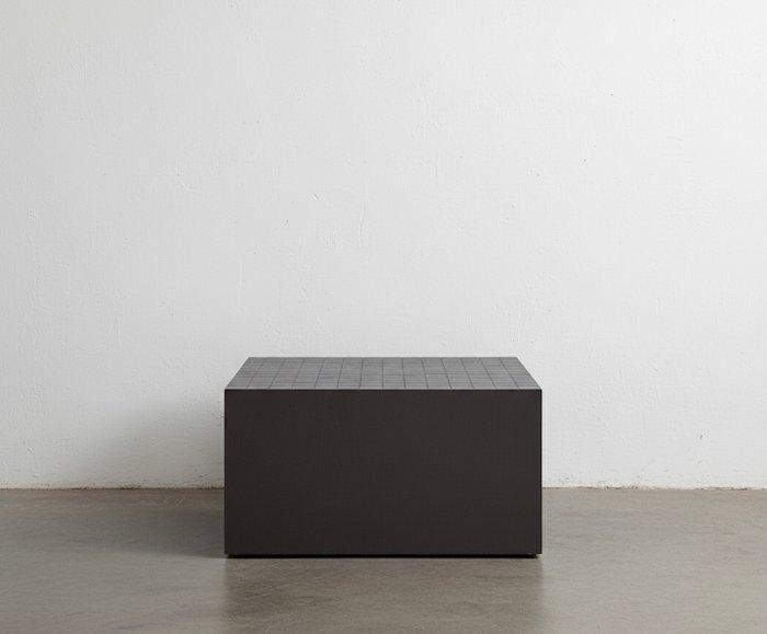 KDLN - Room 8 - Bank - Soft Cube 4 - Eik - eikenhout zwart, Antiek en Kunst, Kunst | Designobjecten