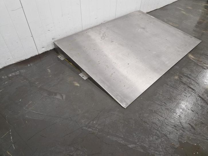 Oprijplaat voor koel- en vriescel 160 x 107 x 13 cm, Zakelijke goederen, Horeca | Keukenapparatuur, Koelen en Vriezen