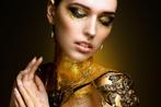 Glasschilderij Vrouw met Gouden make-up | 451, Huis en Inrichting, Woonaccessoires | Overige, Nieuw, Verzenden