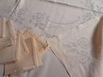 beige lichtgeel tafelkleed met servetten - Tafelkleed (13), Antiek en Kunst, Antiek | Kleden en Textiel