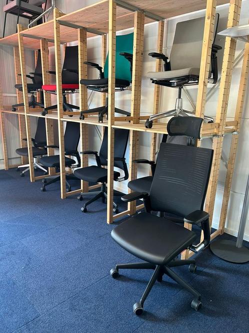 Ahrend 2020 verta en extra verta bureaustoelen Refurbished, Huis en Inrichting, Bureaustoelen, Bureaustoel, Gebruikt, Ergonomisch