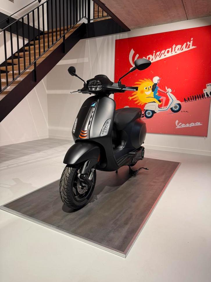 Vespa Primavera/Sprint Elettrica – €500 voordeel!, Fietsen en Brommers, Scooters | Vespa, Elektrisch, Nieuw, Maximaal 45 km/u