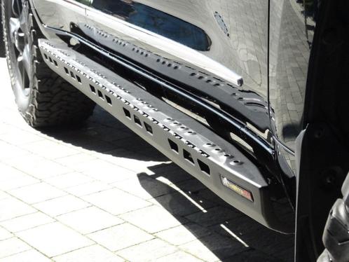 F4X4 - ROCK SLIDERS TOYOTA LANDCRUISER 200 SERIE, Auto-onderdelen, Sidebars, Ophalen of Verzenden