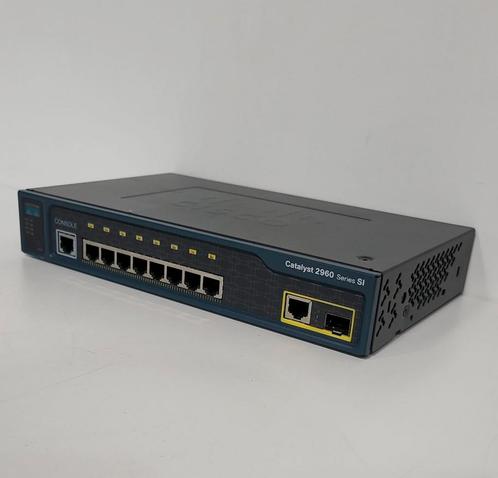 Cisco WS-C2960-8TC-S, switch, zwart, 27 x 16,3 x 4,4 cm., Zakelijke goederen, Kantoor en Winkelinrichting | Kantoormeubilair en Inrichting