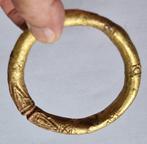 Oud-Indochinese Verguld brons Belangrijke armband - 79 mm, Antiek en Kunst