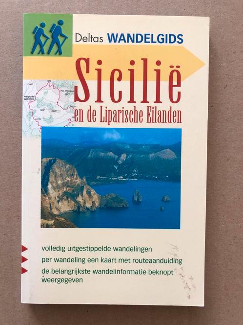 Wandelgids Sicilië en de Liparische Eilanden - in nieuwstaat, Boeken, Reisgidsen, Europa, Fiets- of Wandelgids, Zo goed als nieuw