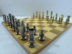 Jeu déchecs en bronze et metal brossé Italfama échiquier, Antiek en Kunst, Curiosa en Brocante