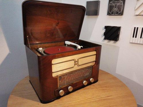 Bang & Olufsen - Junior 510 RG FM-AM (radio/gramaphone) 1955, Audio, Tv en Foto, Stereo-sets