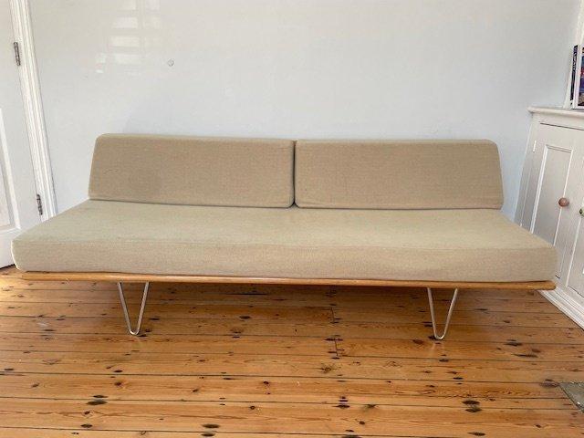 Modernica - George Nelson - Slaapbank - WOOL MIX - Modernica, Antiek en Kunst, Kunst | Designobjecten