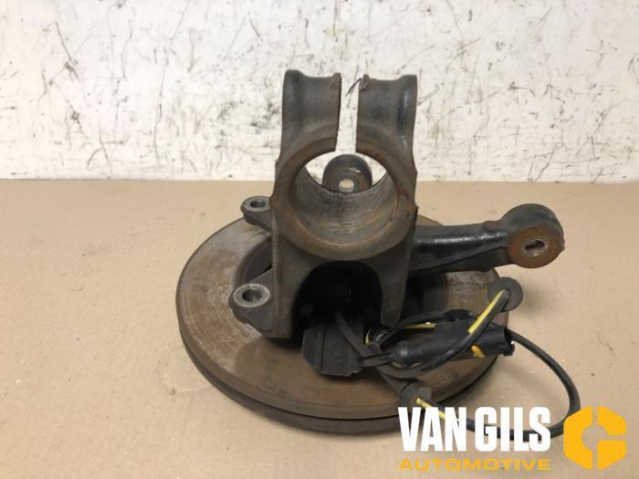 Fusee links-voor Toyota Aygo O224865, Auto-onderdelen, Ophanging en Onderstel, Ophalen of Verzenden