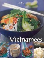 VIETNAMEES KOKEN 9789054261827, Boeken, Kookboeken, Verzenden, Gelezen