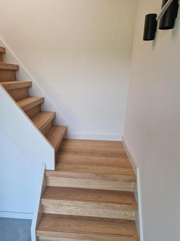 Traprenovatie op maat en nieuwe trappen  / timmerman beschikbaar voor biedingen