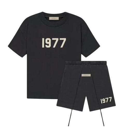 Fear of God Essentials 1977 Iron Summer Set - maat M, Kleding | Heren, Heren-kledingpakketten, Nieuw, Verzenden