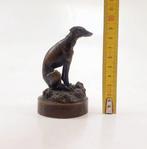 sculptuur, Chien Lévrier femelle Whippet assise - 9 cm -