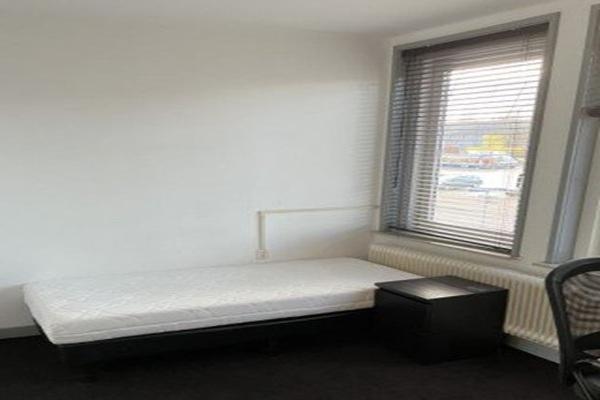 Kamer Burgemeester van Hoofflaan in Veldhoven, Huizen en Kamers, Kamers te huur, 20 tot 35 m², Overige regio's