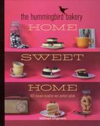 9789048308750 The hummingbird bakery home sweet home, Boeken, Kookboeken, Hummingbirdbakkers, Zo goed als nieuw, Verzenden