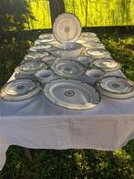 Wedgwood - Tafelservies voor 12 (52) - Osborne -