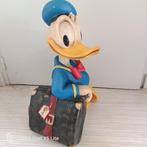 Walt Disney - Statuette - Donald Duck voyageur -XL (53 cm), Nieuw