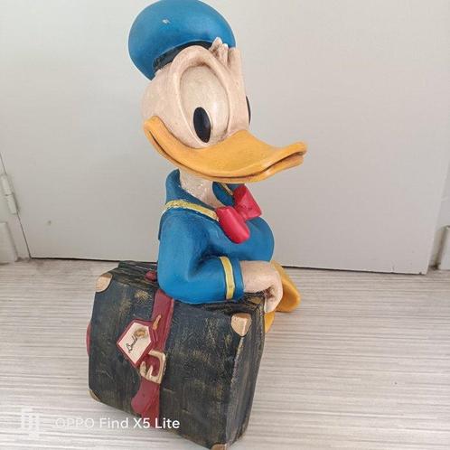 Walt Disney - Statuette - Donald Duck voyageur -XL (53 cm), Verzamelen, Disney