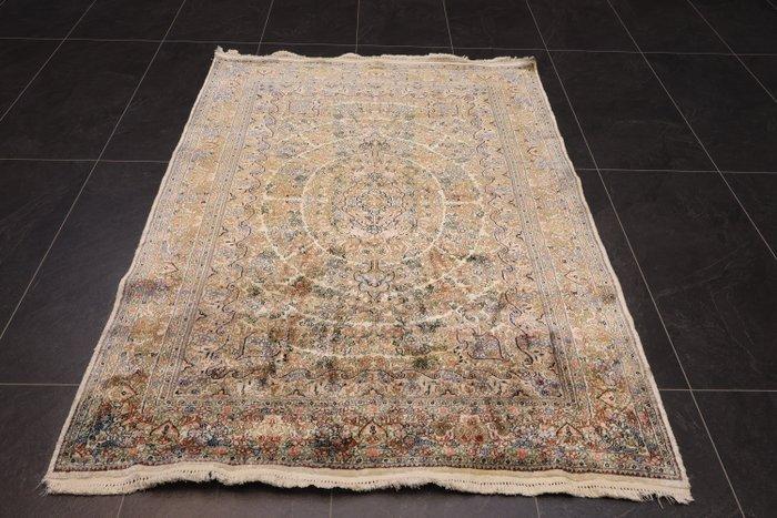 Zeer mooie Ghoum zijde. - Tapijt - 178 cm - 129 cm, Huis en Inrichting, Stoffering | Tapijten en Kleden