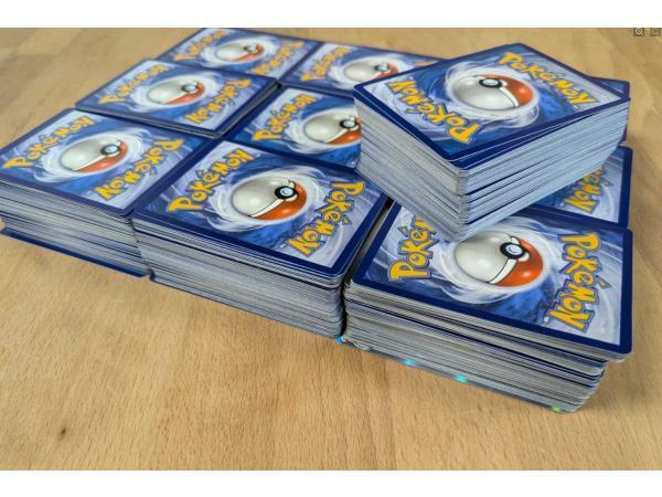 Veiling - 500x Pokemon BULK Cards Holo/Reverse/Bulk, Hobby en Vrije tijd, Verzamelkaartspellen | Pokémon