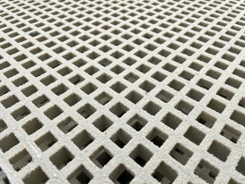 MINI MESH | VOORRAAD | beige kunststof roosters GVK, Doe-het-zelf en Verbouw, Overige Doe-het-zelf en Verbouw, Nieuw