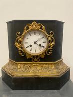 Pendule - Brons, Steen - Circa 1840 met aangepaste, Antiek en Kunst, Antiek | Klokken