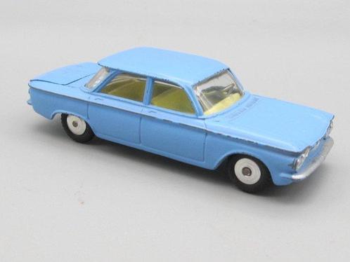 Corgi - Modelauto - Corgi Toys 229, Chevrolet Corvair, Boxed, Hobby en Vrije tijd, Modelauto's | 1:5 tot 1:12