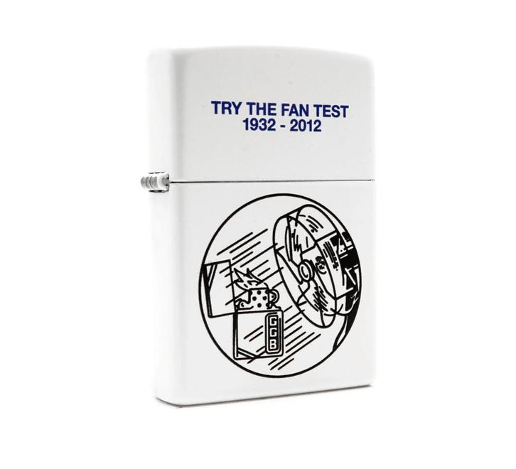 Zippo Planeta fan test, Verzamelen, Rookartikelen, Aanstekers en Luciferdoosjes, Aansteker, Verzenden