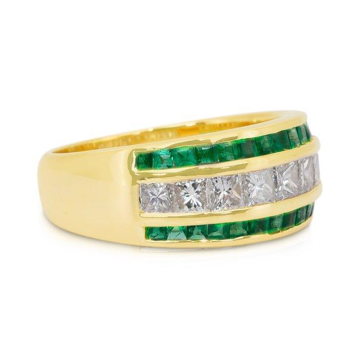 Ring - 18 karaat Geel goud - 1.35ct. tw. Smaragd - Diamant -, Sieraden, Tassen en Uiterlijk, Ringen