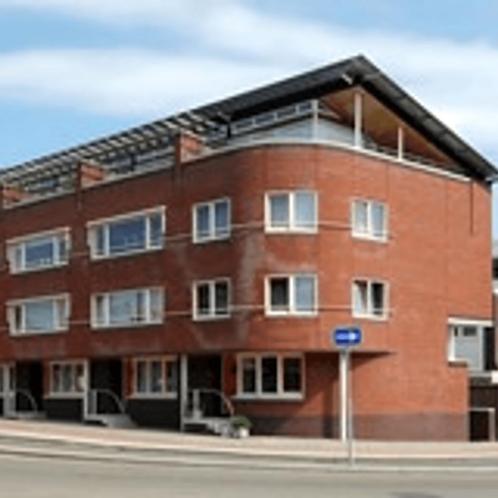 Gemeubileerde splitlevel woning met balkon, parker..., Huizen en Kamers, Huizen te koop
