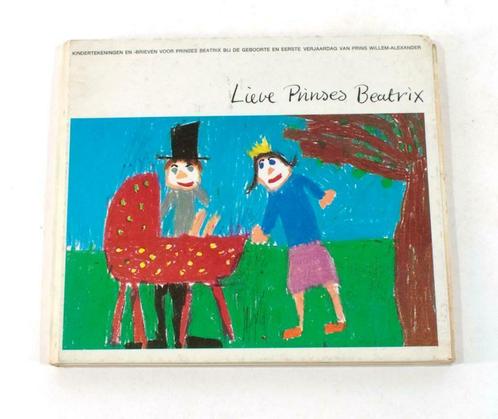 Boek Vintage Lieve Prinses Beatrix Kindertekeningen N774, Boeken, Overige Boeken, Gelezen, Verzenden