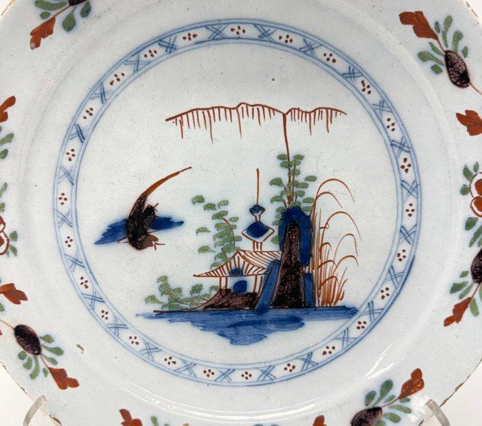 Delfts bord met polychrome beschildering chinoiserie-stijl -, Antiek en Kunst, Antiek | Glas en Kristal