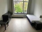 Kamer in Rotterdam - 18m², Huizen en Kamers, Kamers te huur, 20 tot 35 m², Rotterdam