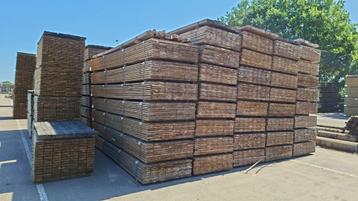 Vlonderplank Geimpregneerd vuren 2.8x14.5x400cm ACTIE beschikbaar voor biedingen