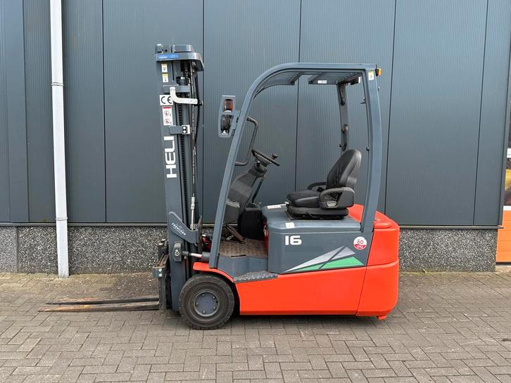 Heli CPD16SQ  Elektrische heftruck (Voorraad heftrucks), Zakelijke goederen, Machines en Bouw | Heftrucks en Intern transport