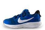 Nike sportschoenen in maat 33 Blauw | 10% korting, Kinderen en Baby's, Kinderkleding | Schoenen en Sokken, Verzenden, Zo goed als nieuw