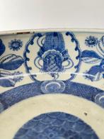 Oud Imari-servies blauw en wit met pioenrozen, grote, Antiek en Kunst