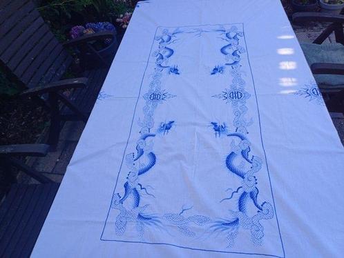 Tafelkleed - 240 cm - 134 cm - Chinese tafelkleed, Antiek en Kunst, Antiek | Kleden en Textiel