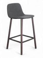 Viccarbe Maarten Plastic counterstoel, upholstered, eiken..., Ophalen of Verzenden, Gebruikt, Overige kleuren