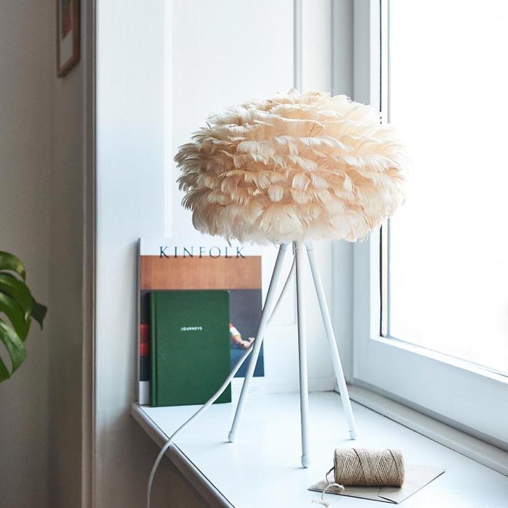 Umage EOS licht bruine verenlamp | Mini Ø35 cm | Designlamp, Huis en Inrichting, Lampen | Lampenkappen, 25 tot 50 cm, Ovaal, Bruin