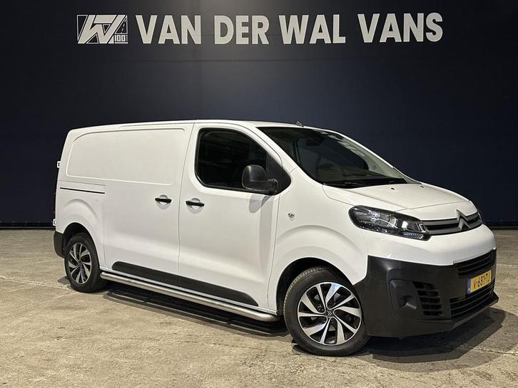 Citroën Jumpy 2.0 BlueHDI 123pk L2H1 Euro6 Airco | 2500kg Tr, Auto's, Bestelauto's, Dealer onderhouden, Lease, Zwart, Handgeschakeld