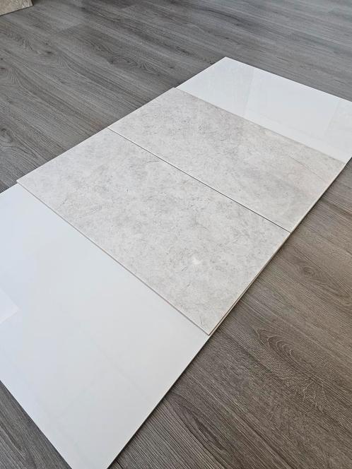Wandtegels 30x60 Grijs Hoogglans Marmerlook Badkamertegels, Doe-het-zelf en Verbouw, Tegels, 20 tot 40 cm, 60 cm of meer, Nieuw
