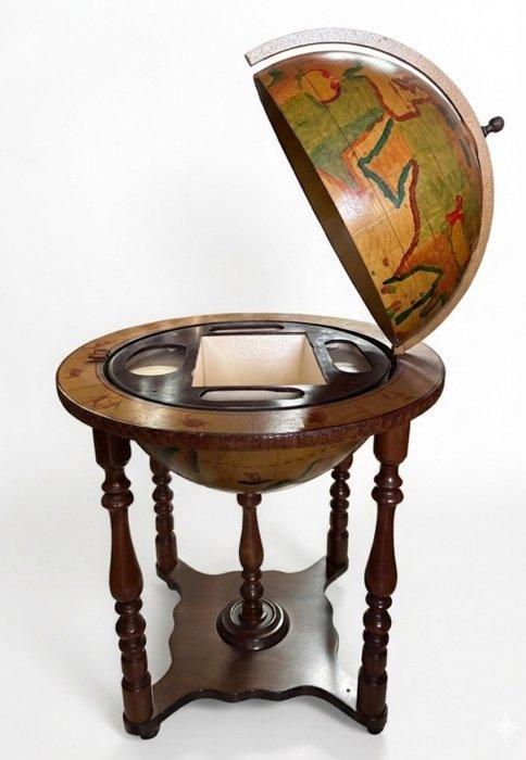 Globe - 1970-1980, Antiek en Kunst, Curiosa en Brocante