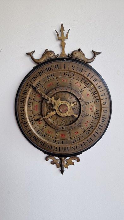 Eeuwigdurende kalender - Schelp - Italië - Scheepvaart, Antiek en Kunst, Curiosa en Brocante