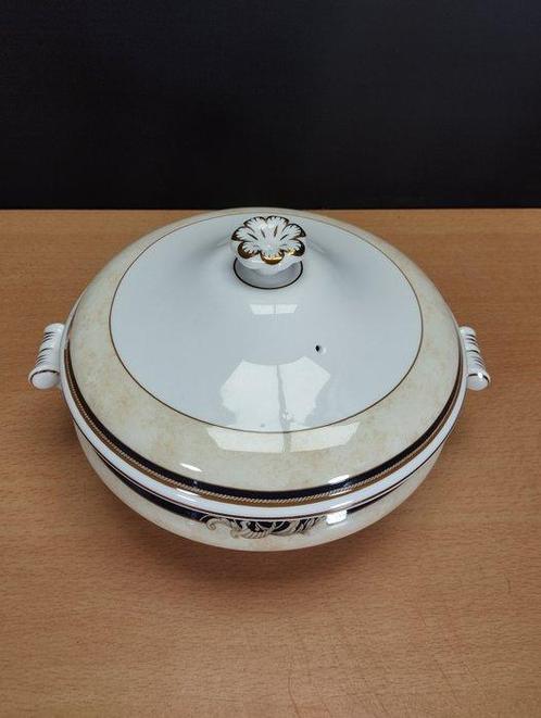 Wedgwood - Wedgwood - Tafelservies (2) - Cornucopia -, Antiek en Kunst, Antiek | Meubels | Tafels