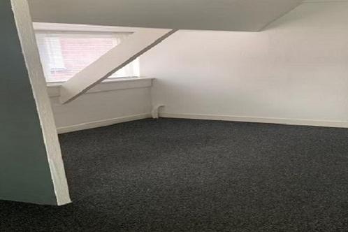 Kamer Weerdingerstraat in Emmen, Huizen en Kamers, Kamers te huur, 20 tot 35 m², Overige regio's