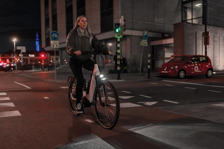 AXA Koplamp Nxt 30 E-Bike, Fietsen en Brommers, Fietsonderdelen, Verzenden