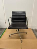 Lederen Vitra Eames Ea 108, Huis en Inrichting, Bureaustoelen, Bruin, Verzenden, Zo goed als nieuw, Bureaustoel